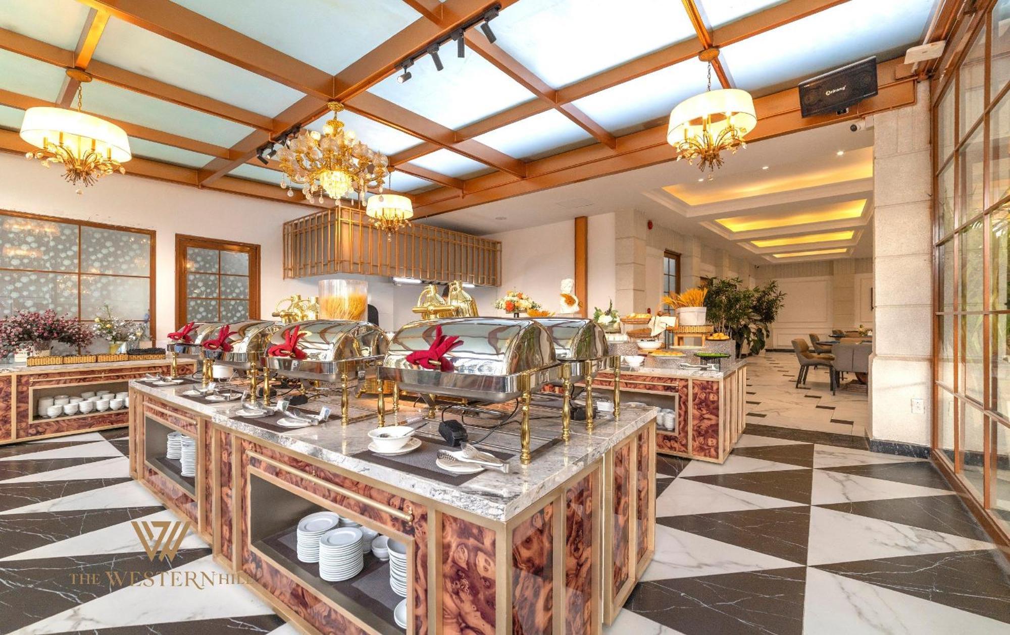 The Western Hill Dalat Hotel Buitenkant foto