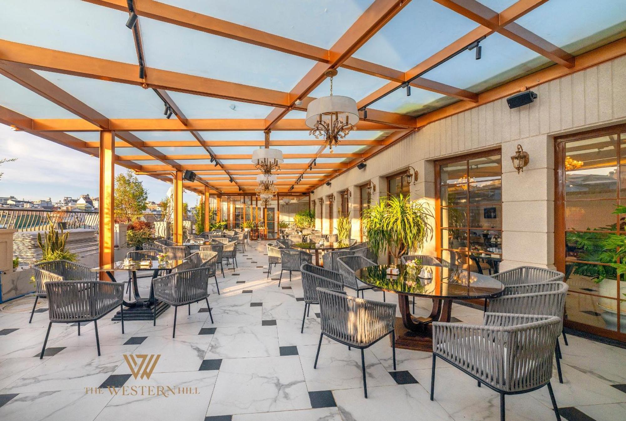 The Western Hill Dalat Hotel Buitenkant foto