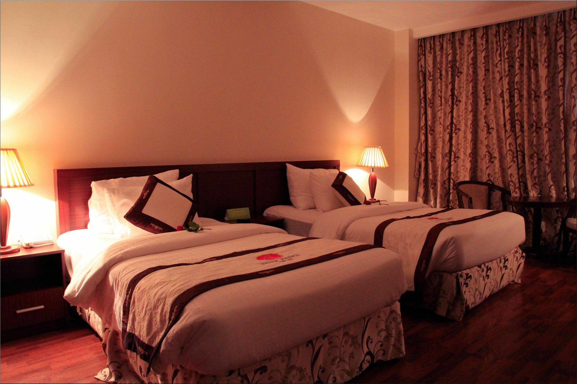 The Western Hill Dalat Hotel Buitenkant foto